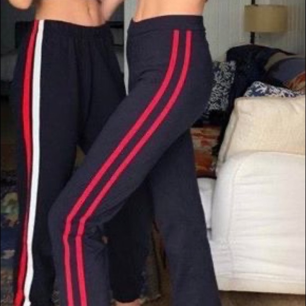 brandy melville capri flare leggings